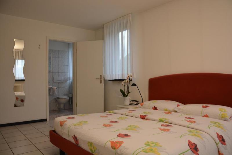 Hotel Nessi Locarno Luaran gambar
