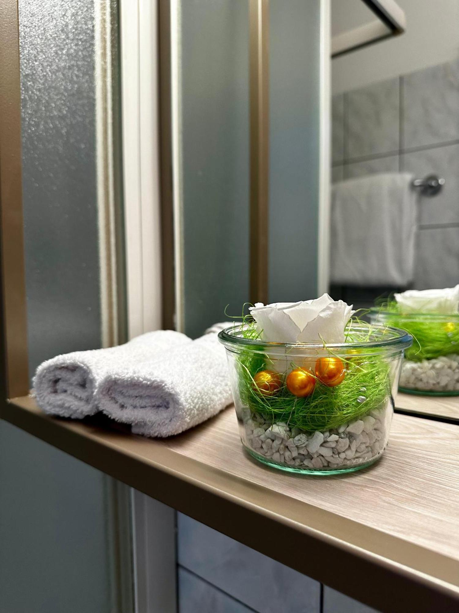 Hotel Nessi Locarno Luaran gambar