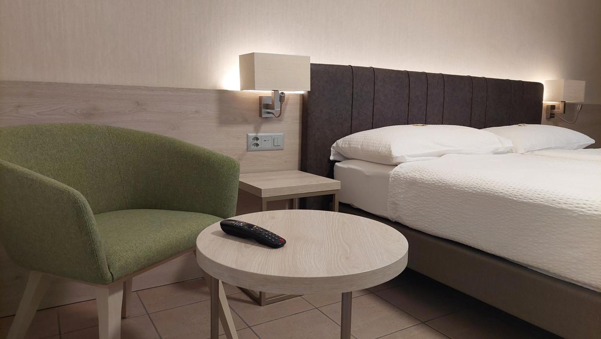 Hotel Nessi Locarno Luaran gambar