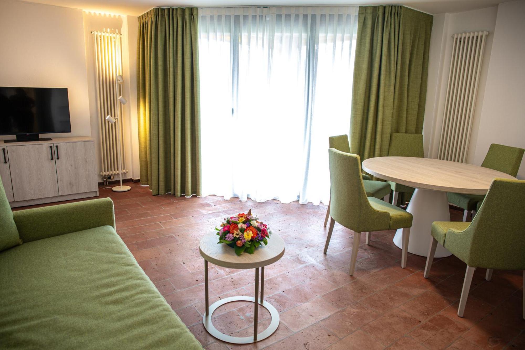 Hotel Nessi Locarno Luaran gambar