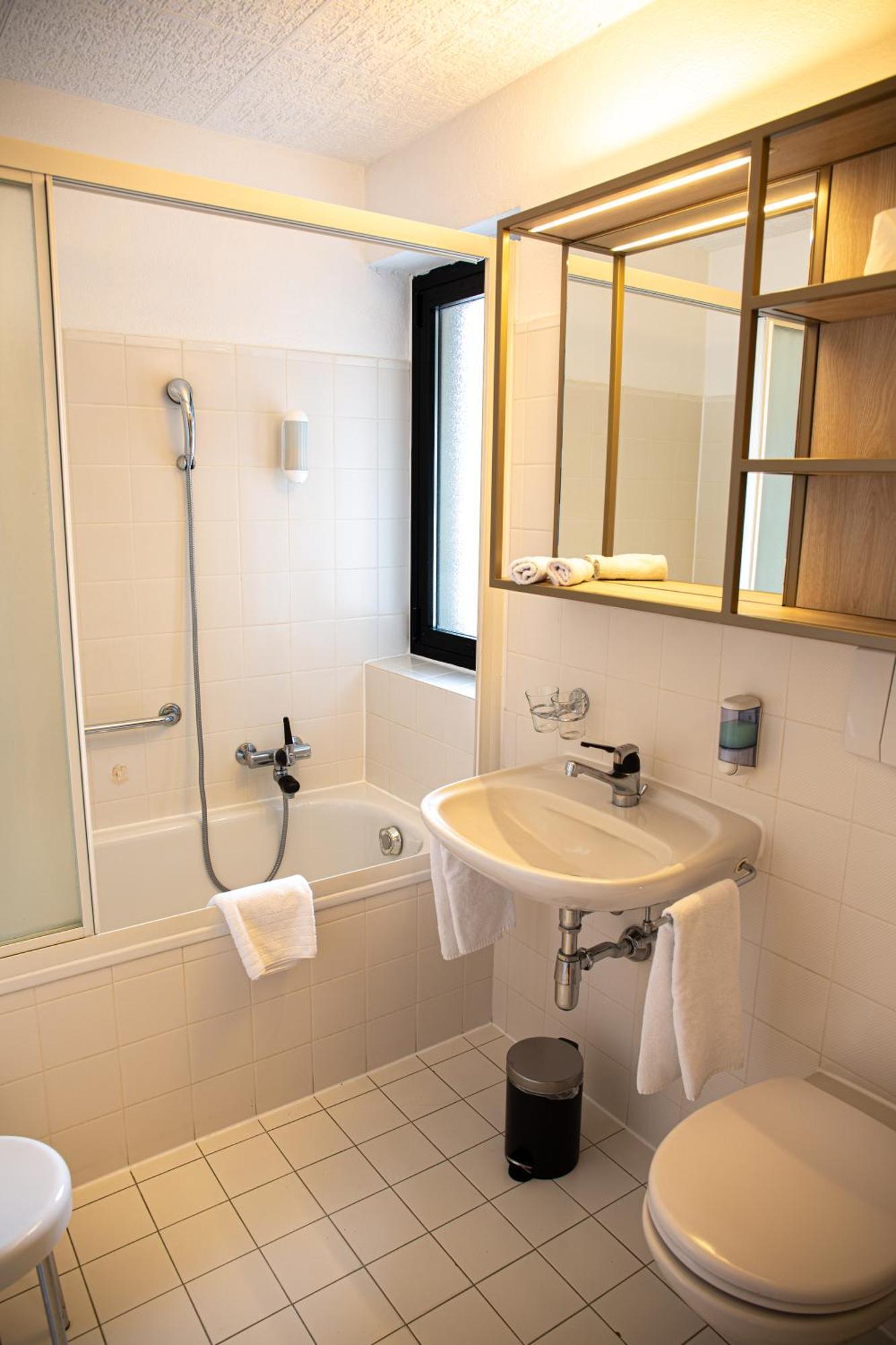 Hotel Nessi Locarno Luaran gambar