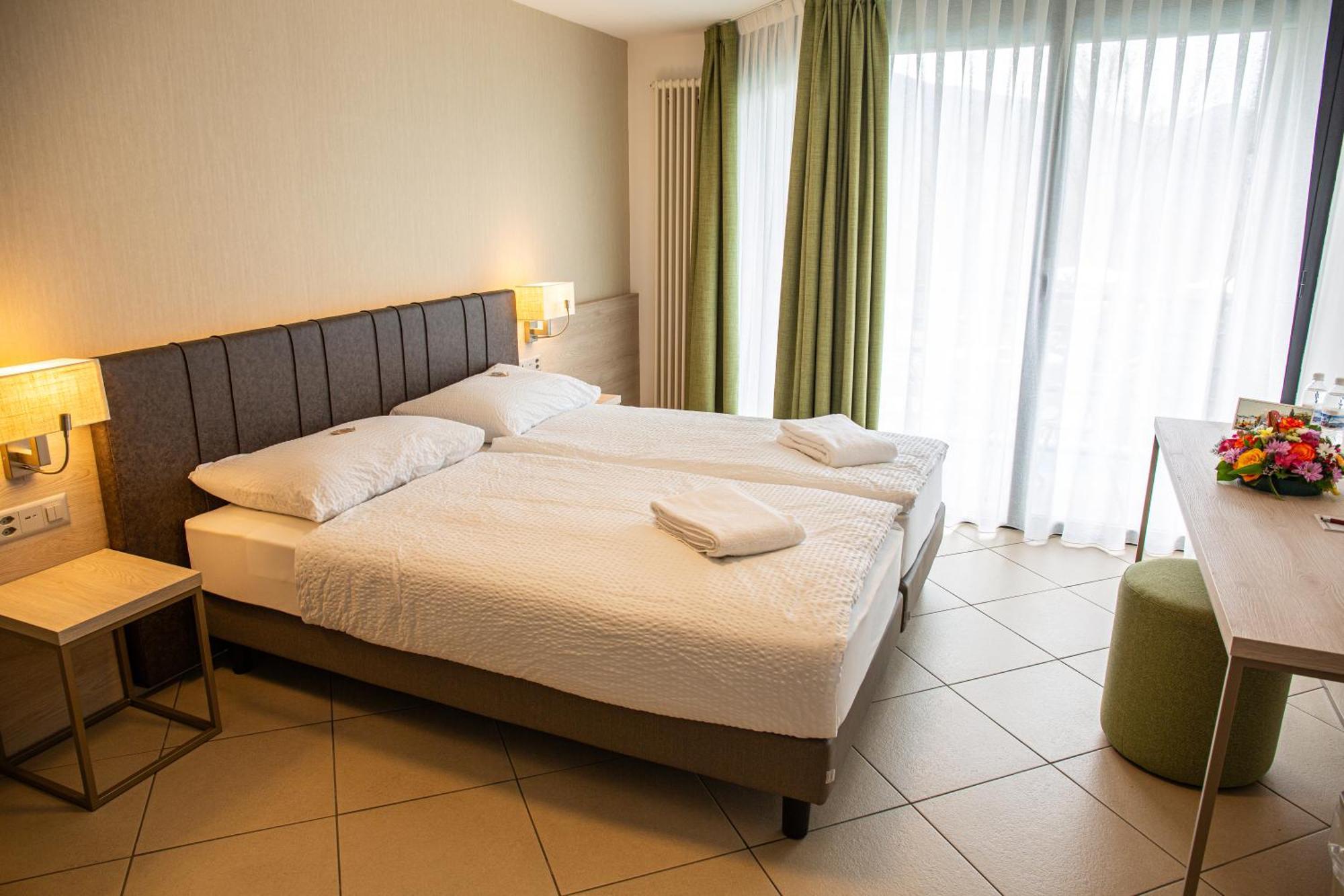 Hotel Nessi Locarno Luaran gambar